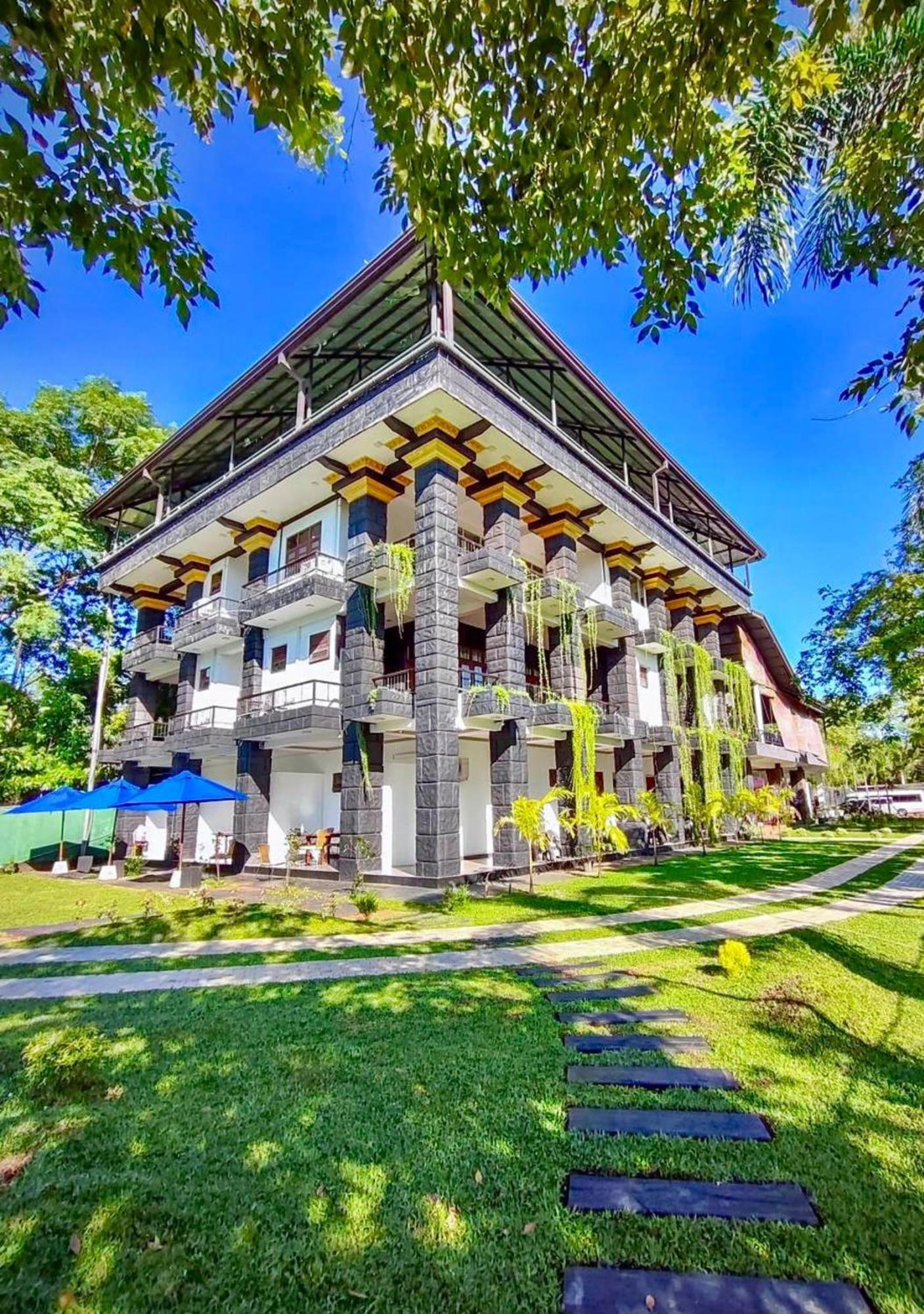 דמבולה Sigiriya Kingdom Resort מראה חיצוני תמונה
